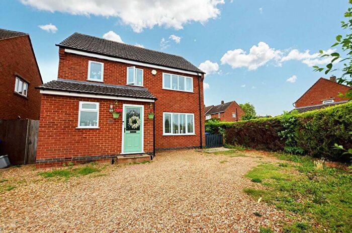 4 Bedroom Detached House For Sale In Hillside Road, Nether Heyford, Northampton, NN7