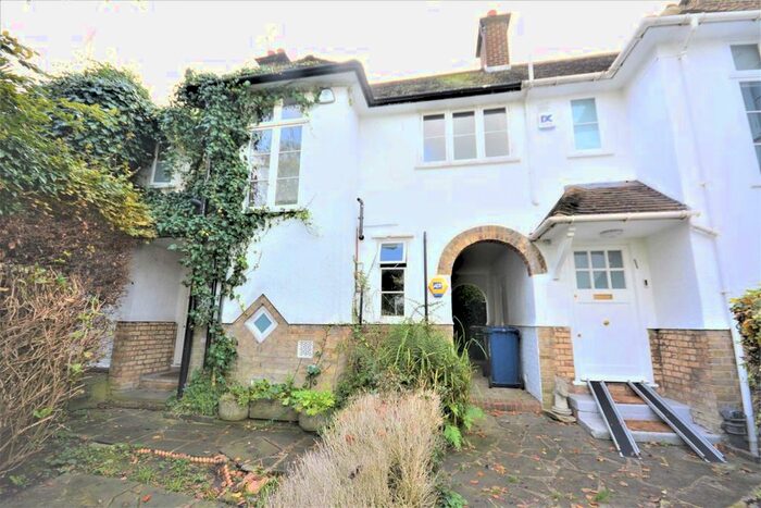 3 Bedroom Property To Rent In Creswick Walk, London, NW11