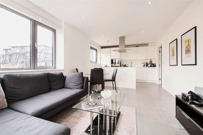 2 Bedroom Flat To Rent In Rosler Building, 85 Ewer Street, London SE1
