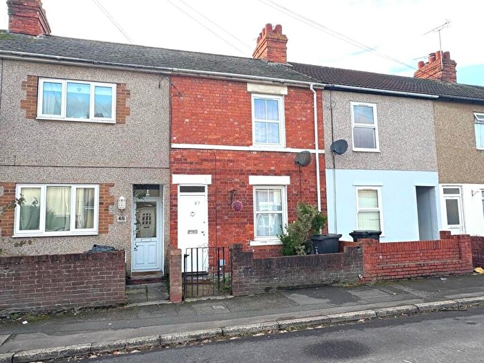 2 Bedroom Terraced House For Sale In Omdurman Street, Swindon, SN2