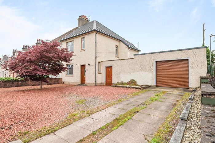 3 Bedroom Semi-Detached House For Sale In Newlands Road, Brightons, Falkirk, FK2
