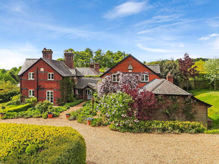 5 Bedroom Character Property For Sale In Hillside, Northington, Alresford, SO24