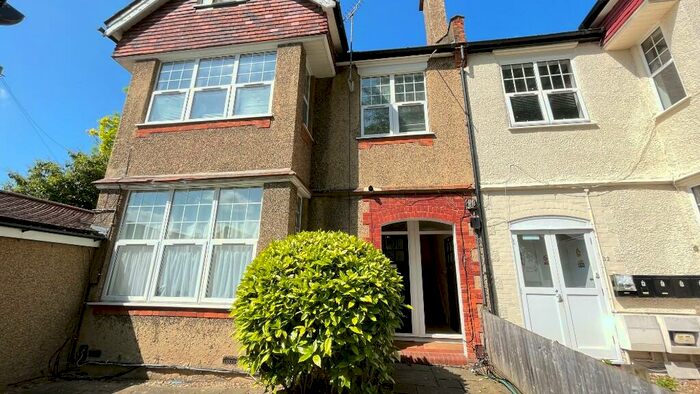 1 Bedroom Apartment To Rent In Stanley Road, Sutton, Surrey, SM2