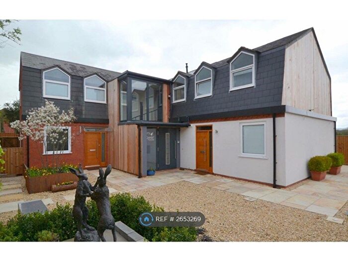 2 Bedroom Flat To Rent In Perry Bower House, Upton-Upon-Severn, Worcester, WR8