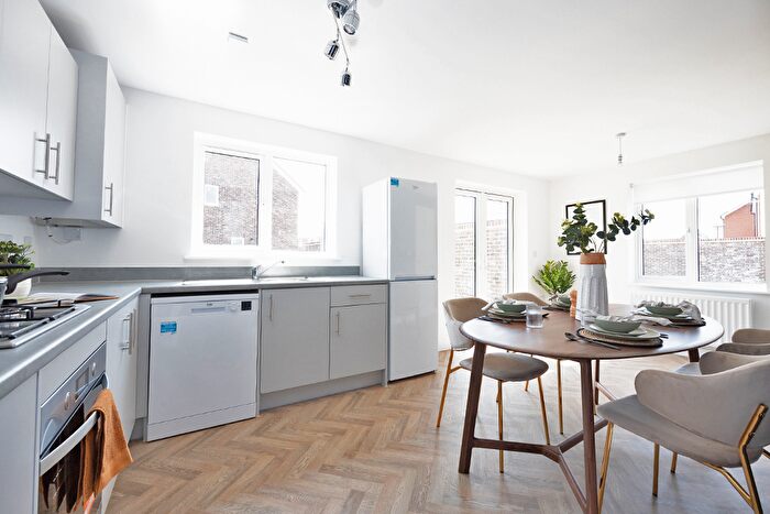 3 Bedroom Detached House To Rent In Leaf Living At Summerhill Gardens, Polegate, Hailsham, Za, BN27