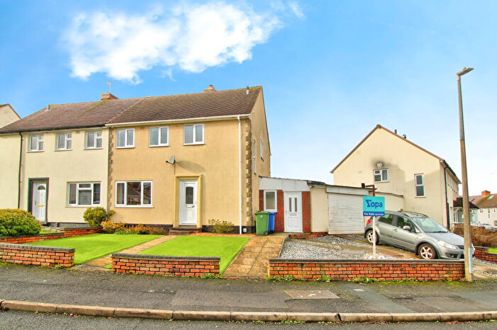 3 Bedroom Semi Detached House For Sale In Vicarage Road, Dudley, DY3