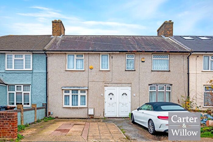 2 Bedroom Terraced House For Sale In Dronfield Gardens, Dagenham, RM8