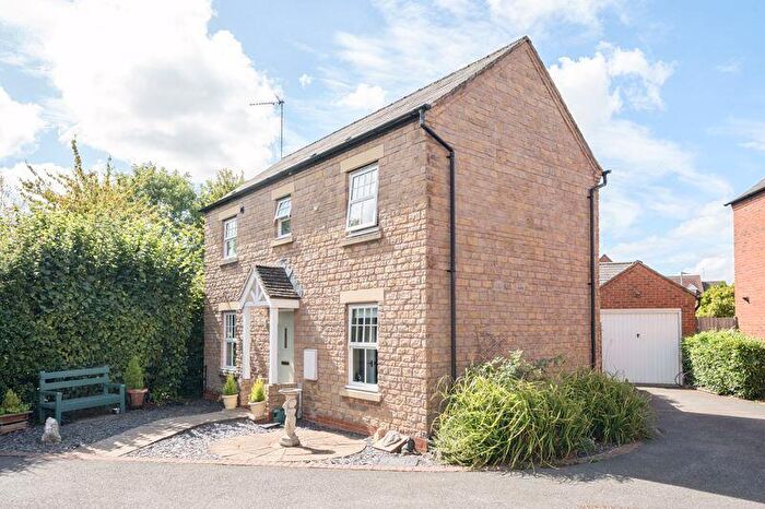 3 Bedroom Detached House For Sale In Lord Grandison Way, Banbury, OX16