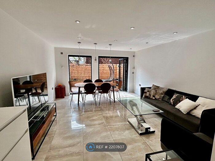 4 Bedroom Terraced House To Rent In Netley Street, London, NW1