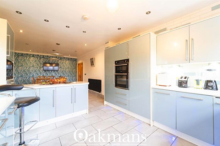 5 Bedroom Detached House For Sale In Victoria Road, Acocks Green, Birmingham, B27