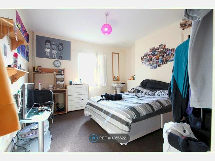 4 Bedroom Terraced House To Rent In Addington Road, Reading RG1