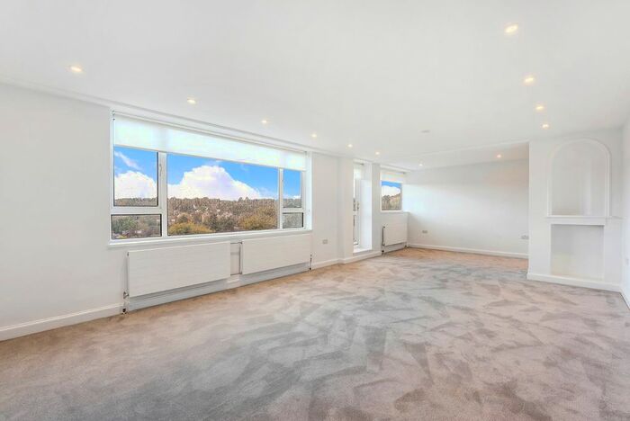 4 Bedroom Flat To Rent In Victoria Drive, London, SW19