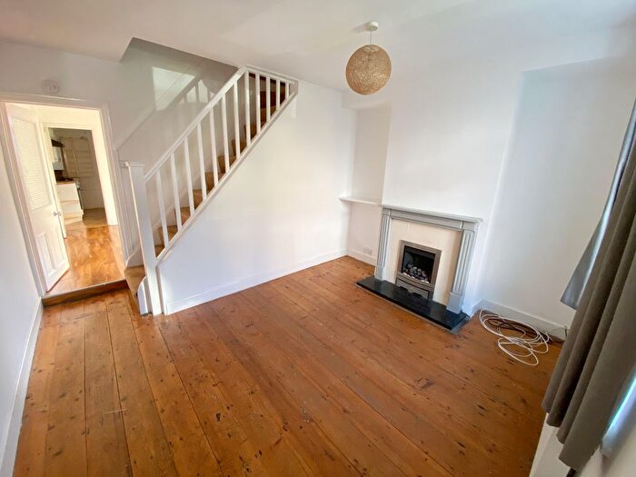 2 Bedroom Terraced House To Rent In Park Road, Lancaster, LA1