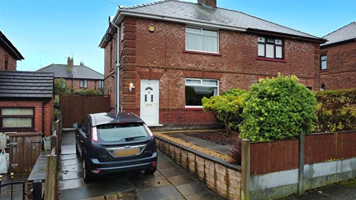 3 Bedroom Semi Detached House For Sale In Leslie Road, St Helens, WA10