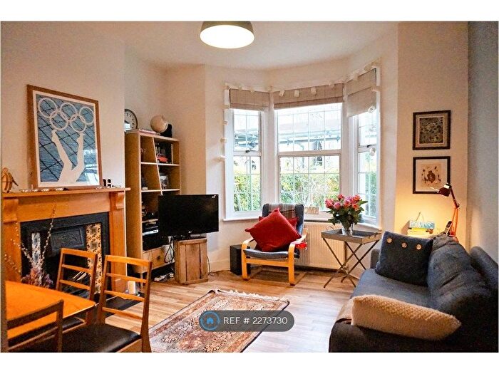 1 Bedroom Flat To Rent In Danby Street, London, SE15