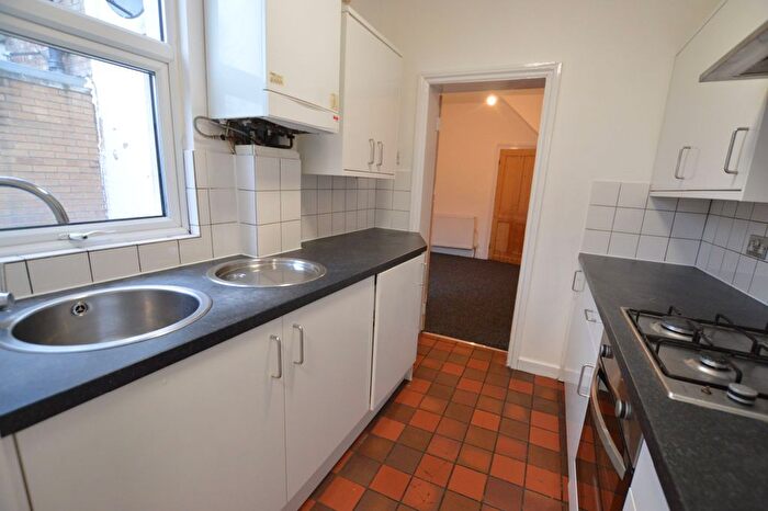 2 Bedroom Flat To Rent In Camden Road, E17
