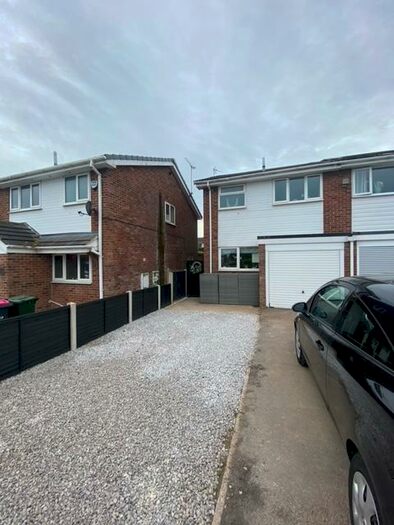 3 Bedroom House To Rent In Upperfield Close, Maltby, Rotherham, S66