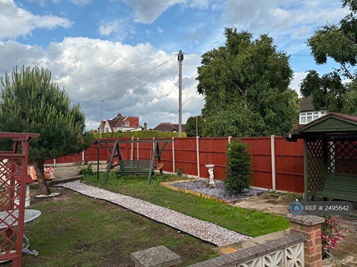 3 Bedroom Bungalow To Rent In Clayton Road, Chessington, KT9