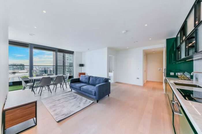 2 Bedroom Apartment To Rent In Hobart Building, Wardian, Canary Wharf, E14