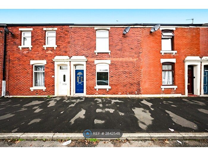 2 Bedroom Terraced House To Rent In Nuttall St, Blackburn, BB2
