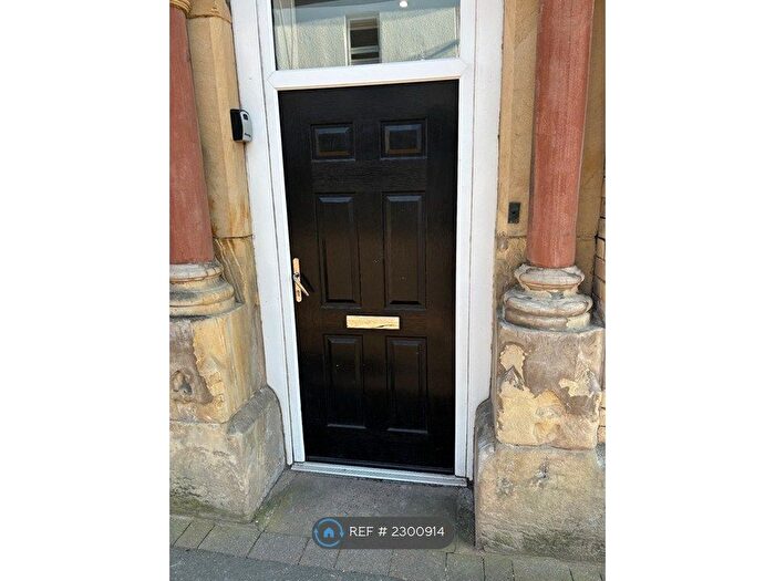 1 Bedroom Flat To Rent In Arundel House, Warrington, WA1