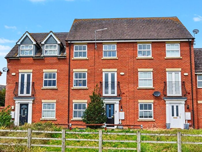 4 Bedroom Terraced House For Sale In Romulus Close, Wootton Fields, Northampton, NN4