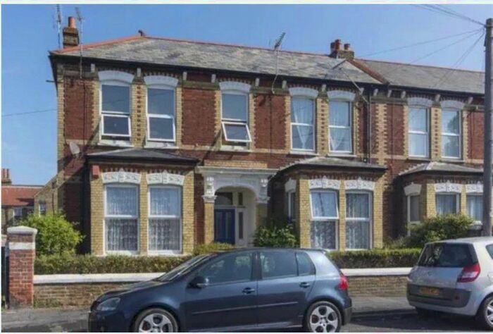 1 Bedroom Flat To Rent In Northdown Avenue, Margate, CT9