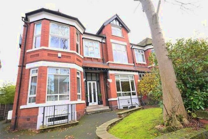 2 Bedroom Flat To Rent In Flat, Moorfield Road, West Didsbury, M20