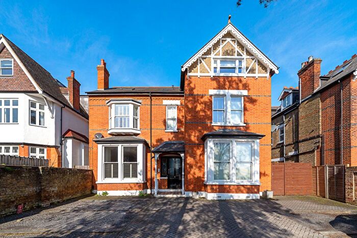 2 Bedroom Flat For Sale In Montpelier Avenue, Ealing, W5