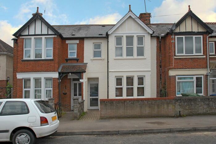 5 Bedroom Terraced House To Rent In Cricket Road, Oxford, Hmo Ready Sharers, OX4