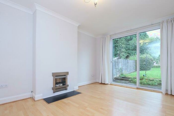 3 Bedroom Terraced House To Rent In Arthray Road, Botley, OX2