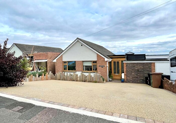 3 Bedroom Bungalow For Sale In Wiltshire Close, St Thomas, EX4