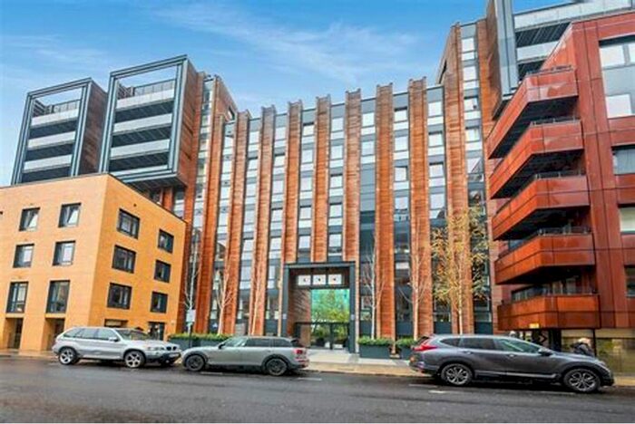 2 Bedroom Flat To Rent In Wharf Road, London, N1