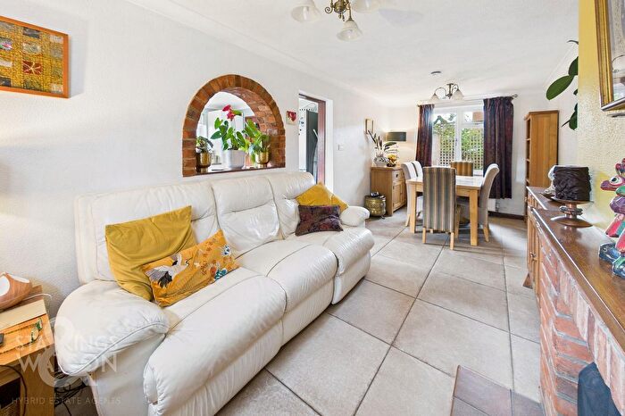 2 Bedroom Cottage For Sale In Old Chapel Road, Freethorpe, Norwich, NR13