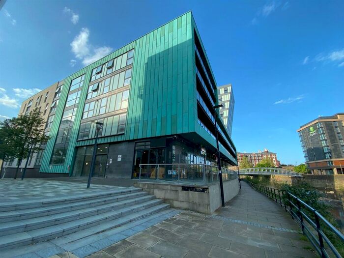 2 Bedroom Apartment To Rent In North Bank, Sheffield, S3