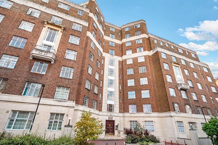 1 Bedroom Flat To Rent In Hamlet Gardens, London, W6