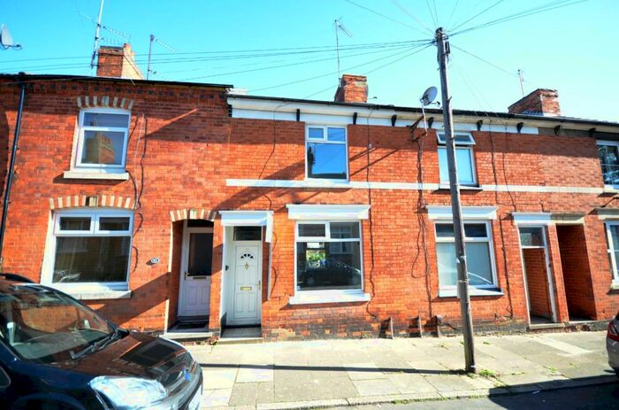 3 Bedroom Terraced House To Rent In Gordon Street, Kettering, NN16
