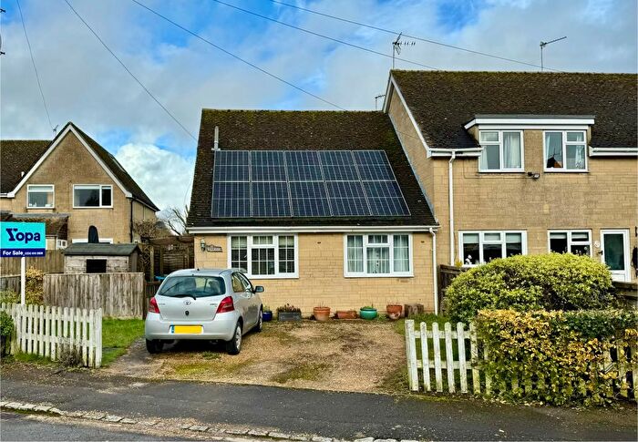 2 Bedroom Bungalow For Sale In Hill Rise, Great Rollright, Chipping Norton, OX7