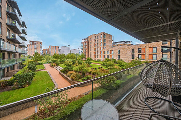 3 Bedroom Apartment For Sale In Handley Drive, London, SE3