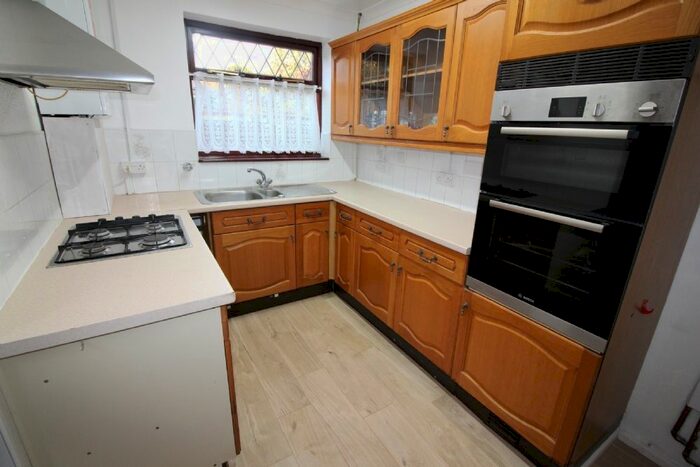2 Bedroom Terraced House To Rent In Bealeys Avenue, Wednesfield, Wolverhampton, WV11
