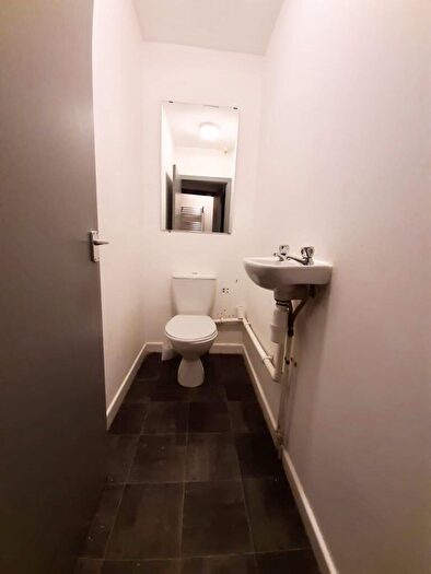 5 Bedroom House To Rent In Norfolk Street, Mount Pleasant, Swansea, SA1