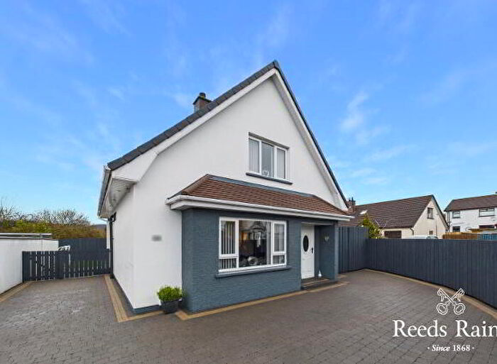 3 Bedroom Detached House For Sale In Henly Road, Carrickfergus, BT38