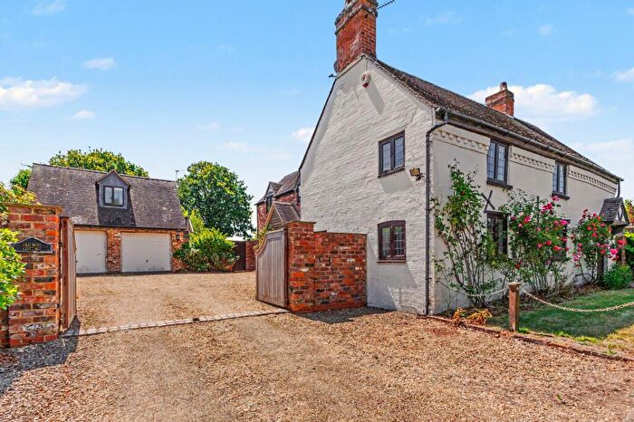 4 Bedroom Detached House For Sale In Oldrose Cottage, Banbury Road, Pillerton Priors, Warwick, CV35