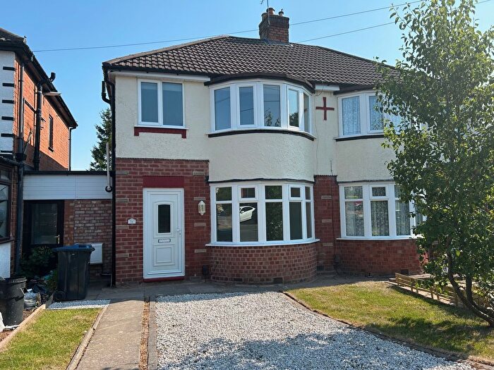 3 Bedroom Property To Rent In Middle Meadow Avenue, Birmingham, B32