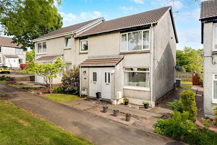 2 Bedroom Flat For Sale In Invergarry Quadrant, Thornliebank, Glasgow, Glasgow City, G46