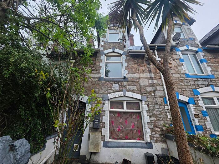 2 Bedroom Maisonette To Rent In Victoria Road, Torquay, TQ1