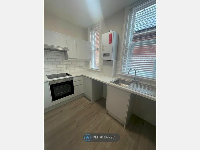 1 Bedroom Flat To Rent In Southbourne Road, Bournemouth, BH6