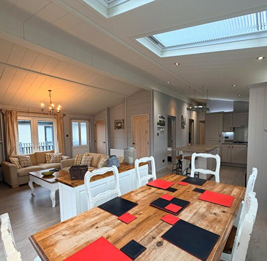 3 Bedroom Lodge For Sale In Pathfinder La Belle Maison, Alder Country Park, Bacton Road, North Walsham, Norfolk, NR28