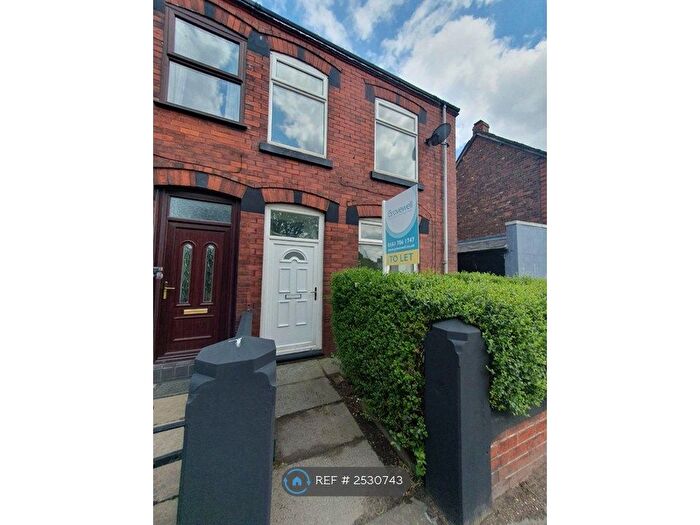 3 Bedroom Semi-Detached House To Rent In Hollin Lane, Middleton, Manchester, M24