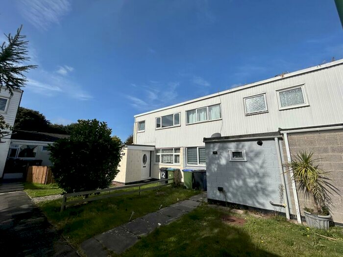 3 Bedroom End Of Terrace House To Rent In Larch Close, Bognor Regis, PO22